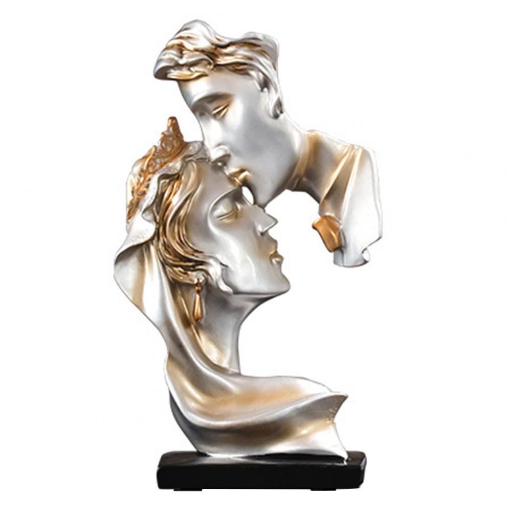 Sculpture Exquisite Couple Gift Resin Decorative Creative One Kiss Deep Lovers Figure Statue Home Decor Elegant Ornaments Craft