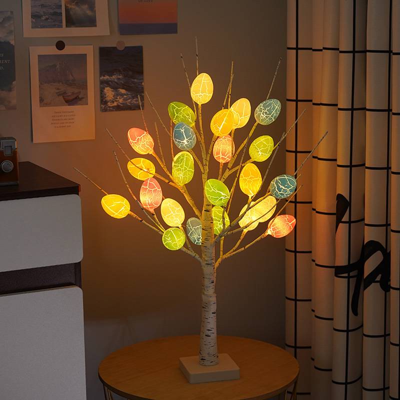 A Unique Lamp Idea for your Easter Decorating